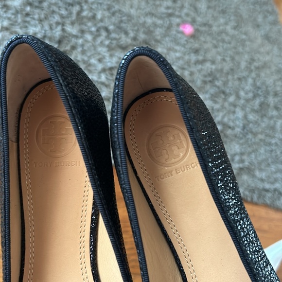 Tory Burch "Vanessa" Jeweled Crystal Bow Pointy Toe Leather Flats Size 8.5 - Picture 12 of 13